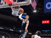 九游-包含Ming在快船比赛中出色防守，连败引发热议！的词条